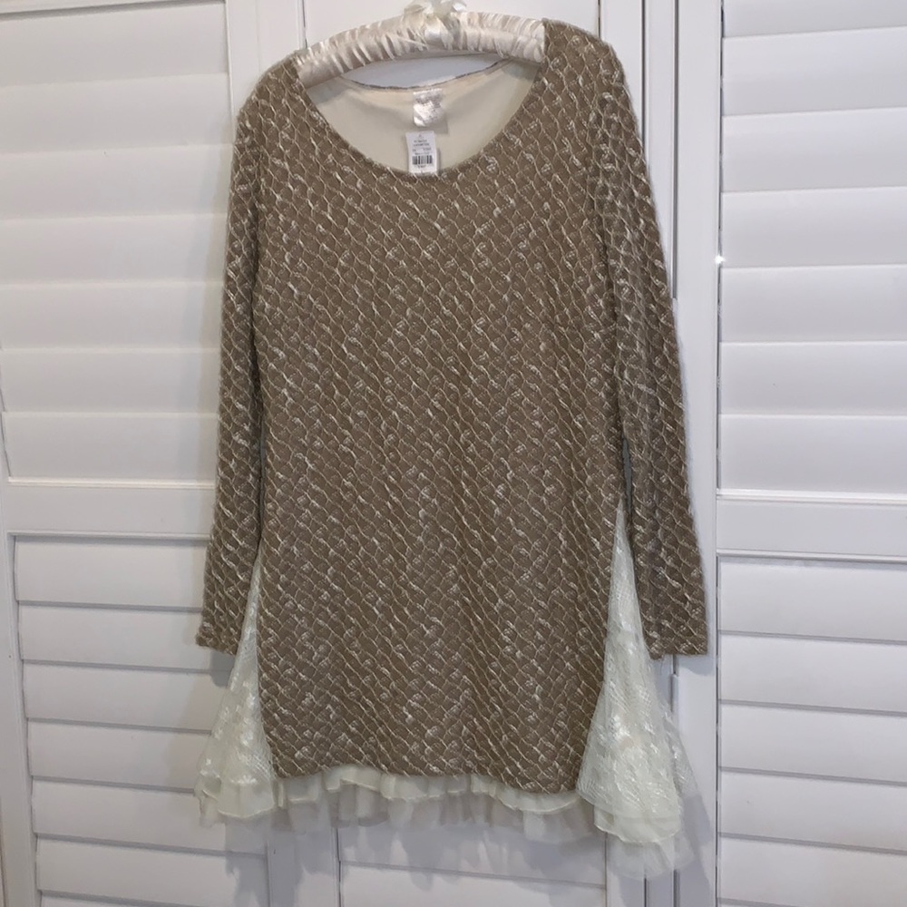 Women's Taupe Knit Scoop Neck Sweater with Cream Lace Hem